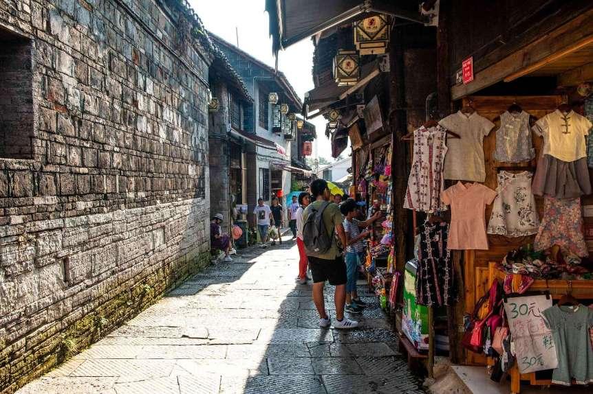 【我向两会提个问】建议贵阳做好与各市州的交通连接
